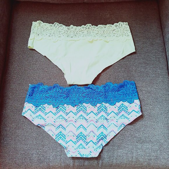 CLEARANCE! Floral Lace Panties Size 5 Small Yellow Green Blue Pink Patterned EUC - Picture 6 of 6